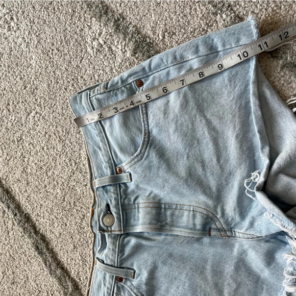 Levi’s 501 denim shorts jean premium high rise button fly light wash 28 - Picture 9 of 10